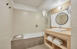 Apartment with pool | Pet-friendly - Image 3