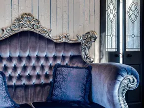 French-Inspired Couples Vacation Retreat Close to the Hot Springs in Rye, Australia - Image 2