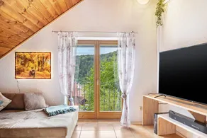 Lodge with barbecue, terrace & garden | Garden view - Image 5