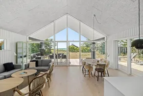 Fully equipped house with terrace & barbeque | Sea view | Close to the beach | Pets are welcome - Image 3