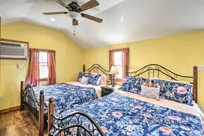 Spacious Cabin for Cozy Group Getaways in Pleasant Mount, Pennsylvania - Image 3