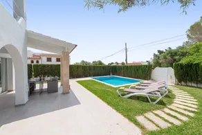 Fully equipped villa with terrace, private pool & garden | Perfect for remote work - Image 3