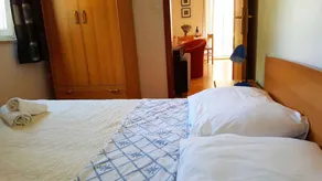 Wonderful holiday apartment with barbecue & garden | Close to the beach - Image 5