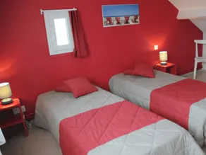 Family-friendly holiday home with terrace & heated pool | Beach nearby | Pet-friendly - Image 4