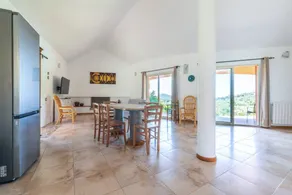 Familienfreundliches schönes Ferienhaus mit Terrasse, Pool und Garten | Meerblick | Perfekt für die Arbeit von Zuhause - Image 5