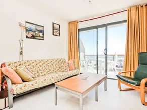Cosy apartment for 6 guests with WIFI, A/C, TV, terrace and pets allowed - Image 3