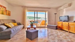 Fully equipped lovely holiday apartment with terrace, garden & pool | Mountain view | Close to the beach | Pet-friendly - Image 4