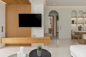 House with garden & terrace - Image 3