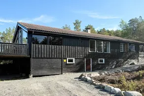 Fully equipped big house with garden & terrace | Pet-friendly - Image 3