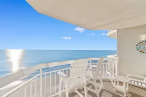 Appartement en copropriété avec jacuzzi et piscine | Vue mer - Image 2