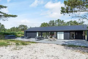 Fully equipped wonderful holiday home with terrace | Pet-friendly - Image 3