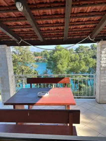 Flat with terrace | Garden view - Image 3