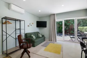 Maison de vacances avec jardin, piscine et terrasse | Vue jardin - Image 2
