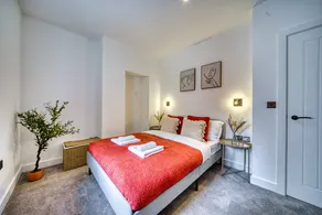 Holiday apartment | Next to Wales Millennium Centre | City view - Image 4