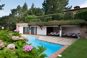 Child-friendly house with terrace, barbeque & private pool | Mountain view | Pets allowed - Image 3