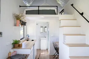 Sunshine Coast Tiny Home for Glamping in Queensland - Image 5