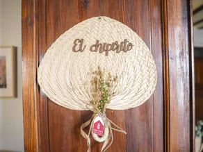 Beautiful villa with 4 bedrooms for 16 persons - Image 3