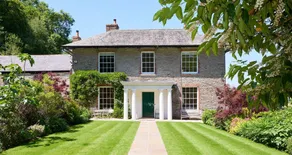 Cottage with garden & barbeque - Image 2