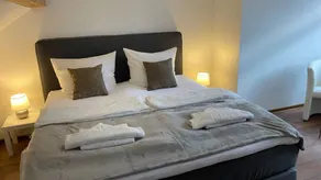 Voll ausgestattetes Ferienhaus mit Sauna, Whirlpool und Terrasse | Perfekt für die Arbeit von Zuhause | Haustierfreundlich - Image 3