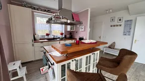 Holiday home with terrace - Image 5