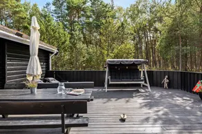 Fully equipped holiday home with terrace, jacuzzi & BBQ | Close to the beach - Image 5