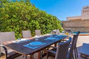 Familienorientierte schöne Villa mit Grill, Garten und Terrasse - Image 2
