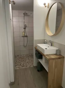 Merveilleuse chambre d'hôtes avec terrasse, barbecue et jardin | Vue jardin | Parfaite pour le travail à distance - Image 4