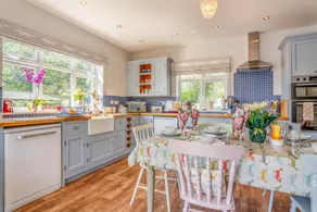 Fully equipped cottage with garden & BBQ | Pets are welcome - Image 4