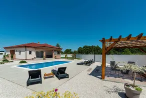 Family-oriented pleasant villa with terrace, BBQ & pool - Image 5