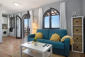 Apartment with terrace | Sea view | Next to the beach - Image 4
