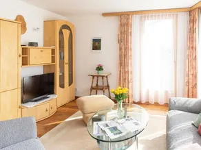 Voll ausgestattetes gemütliches Apartment mit Garten - Image 4
