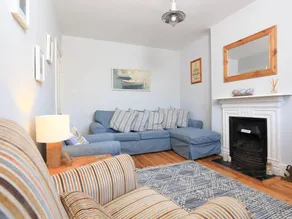 Cottage with garden - Image 5
