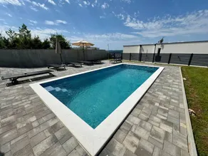 Wohnung mit privatem Pool und Terrasse - Image 5