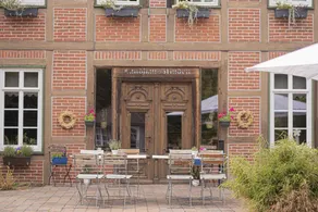 Flat with terrace - Image 4