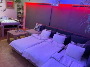 Flat with 1 room for 5 persons - Image 3