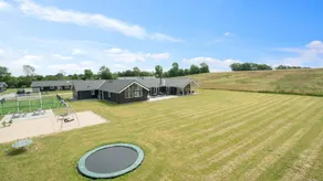 Child-friendly house with terrace, sauna & private pool | Dogs allowed - Image 2