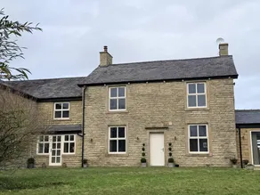 Family-oriented wonderful cottage with garden & jacuzzi | Pet-friendly - Image 3