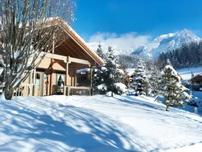 Resort with barbecue, garden & pool - Image 2