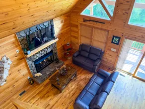 Holiday home with hot tub, fast internet & barbeque | Mountain view - Image 3