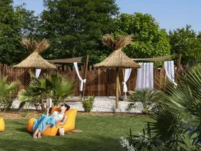 Mobil home avec terrasse et piscine chauffée - Image 2