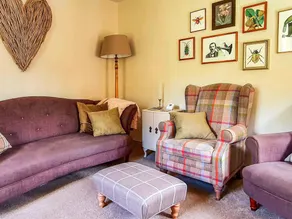 Cottage with garden - Image 5