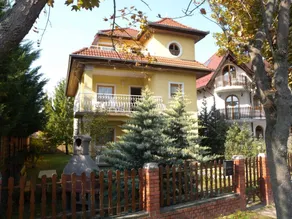 Holiday apartment near the beach with barbecue, terrace and air conditioning - Image 2