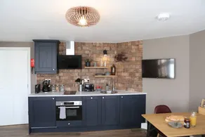 Child-friendly lovely apartment with fast internet - Image 5
