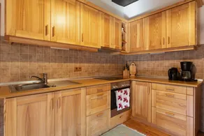 Holiday home with garden, terrace & sauna | Mountain view - Image 3
