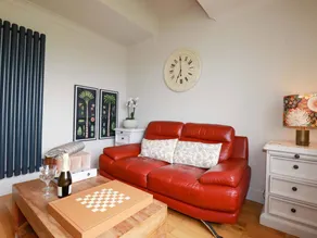 Cottage with garden | Beach view - Image 4