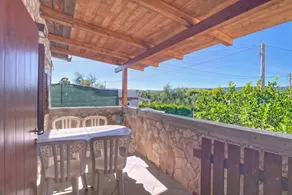 Appartement de vacances avec barbecue, terrasse et jardin | Vue jardin - Image 2