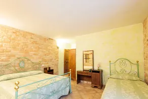 Villa mit Grill, Garten und privatem Pool - Image 2