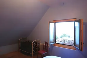 Fantastico cottage adatto alle famiglie con giardino | Vista sul giardino - Image 2