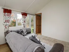 Beautiful cottage with garden | Pet-friendly - Image 3