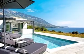 Villa with garden, terrace & private pool | Sea view - Image 4